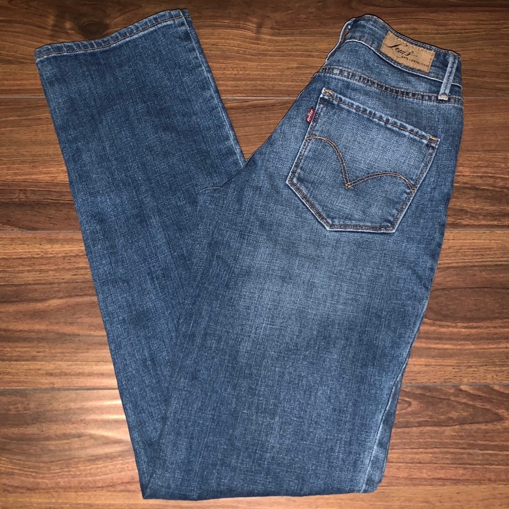 Levi’s Bold Curve Classic Straight Leg Jeans